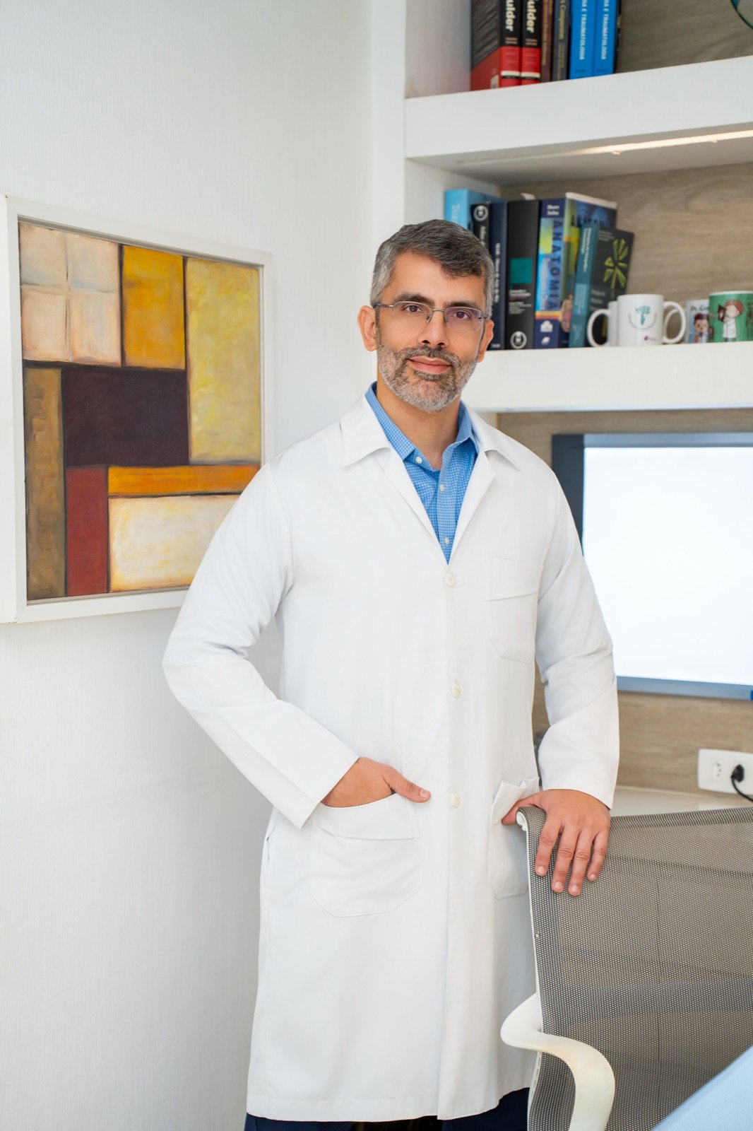 Dr. Gláucio Siqueira, ortopedista especialista em ombro e cotovelo